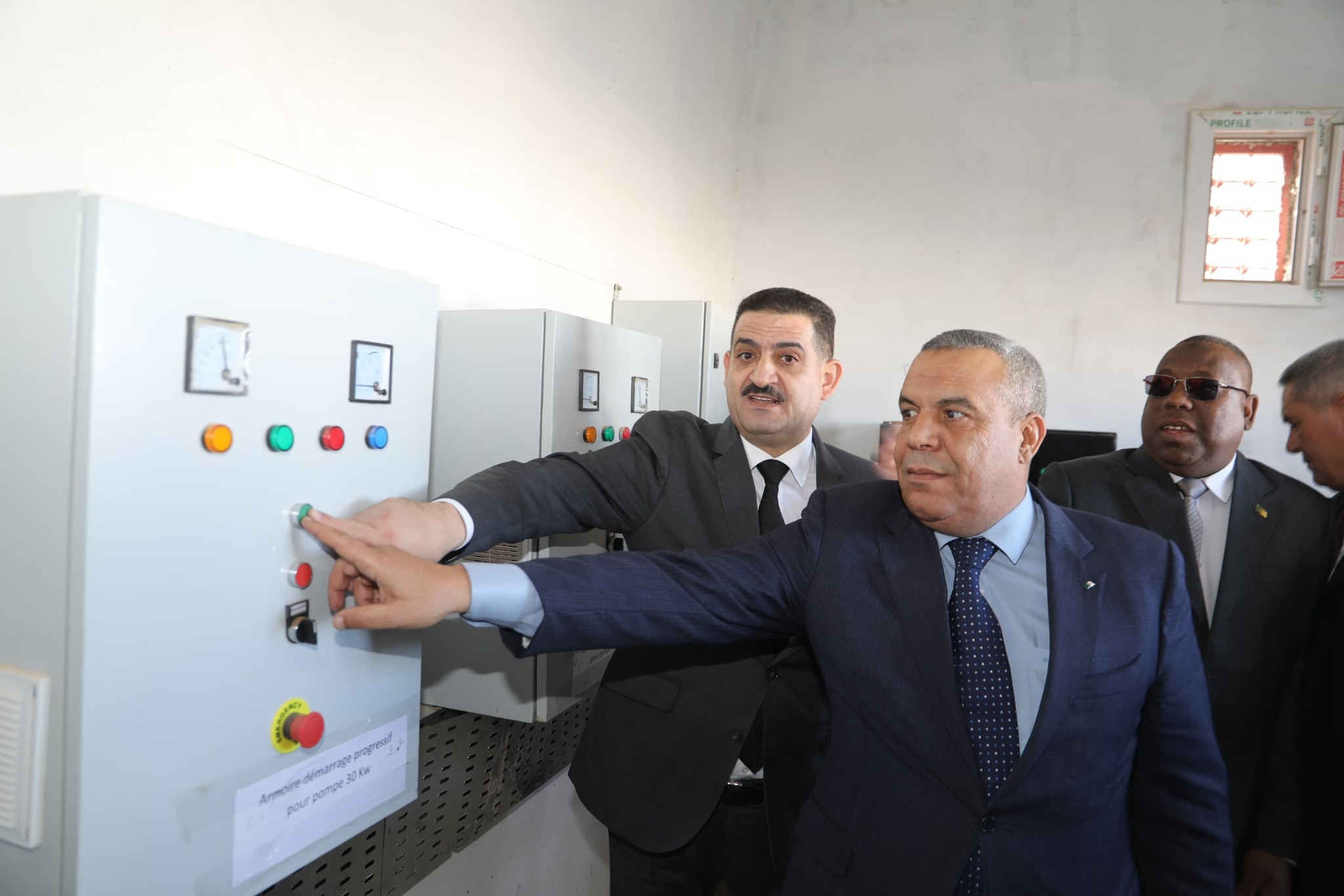 السيد الوزير في زيارة عمل و تفقد لولاية المغير